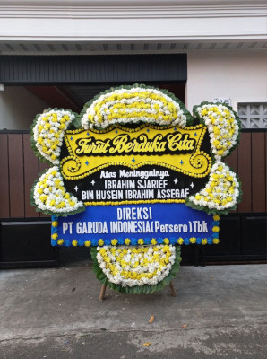 Papan Bunga Duka di Sewu